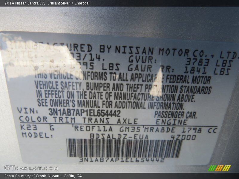 Brilliant Silver / Charcoal 2014 Nissan Sentra SV