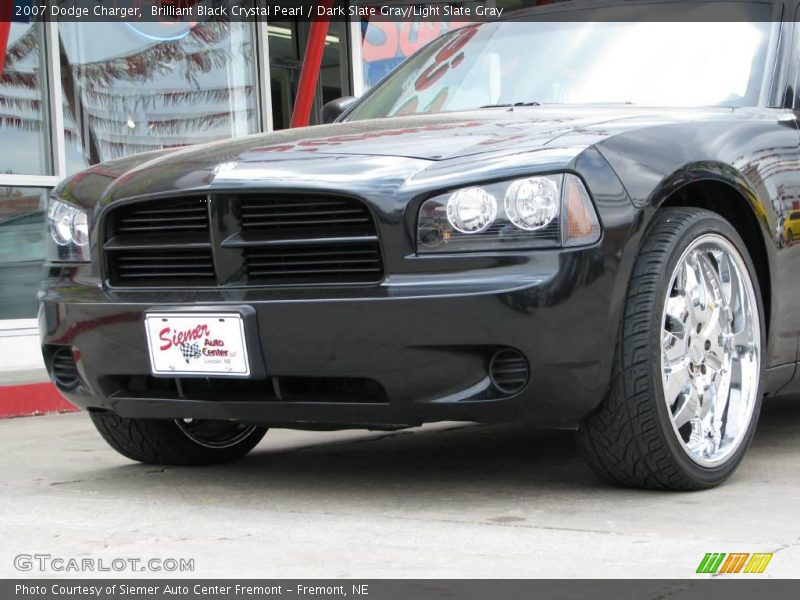 Brilliant Black Crystal Pearl / Dark Slate Gray/Light Slate Gray 2007 Dodge Charger