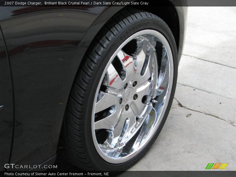 Brilliant Black Crystal Pearl / Dark Slate Gray/Light Slate Gray 2007 Dodge Charger