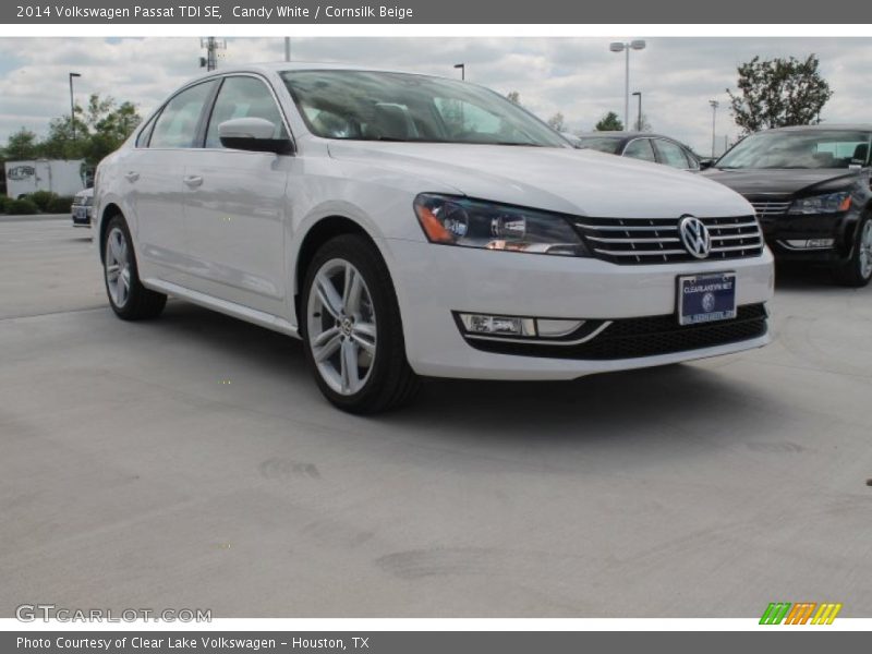 Candy White / Cornsilk Beige 2014 Volkswagen Passat TDI SE