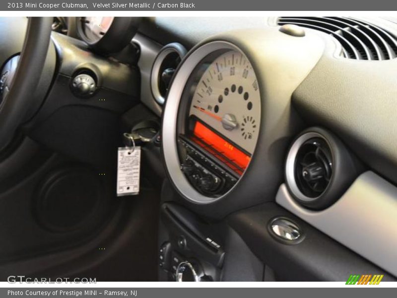 Velvet Silver Metallic / Carbon Black 2013 Mini Cooper Clubman