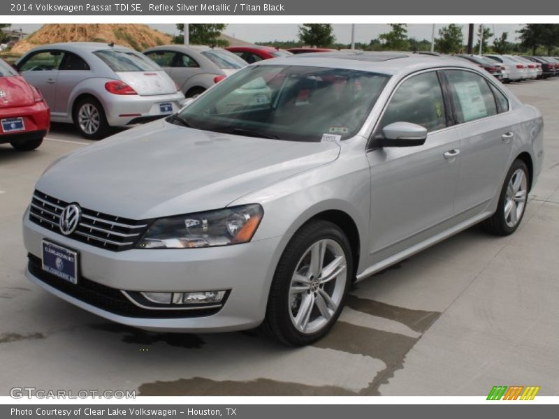 Reflex Silver Metallic / Titan Black 2014 Volkswagen Passat TDI SE