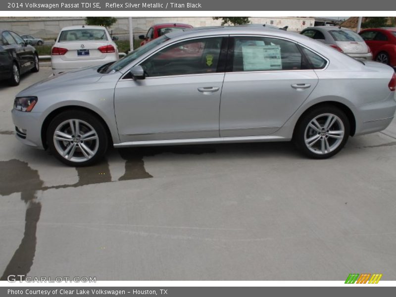 Reflex Silver Metallic / Titan Black 2014 Volkswagen Passat TDI SE