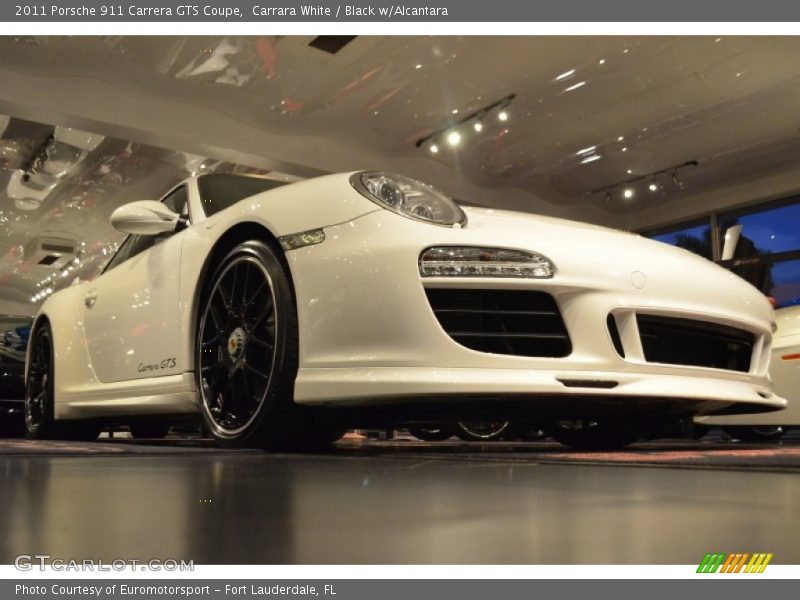 Carrara White / Black w/Alcantara 2011 Porsche 911 Carrera GTS Coupe
