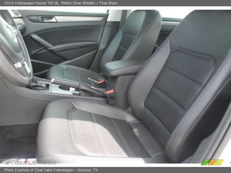 Reflex Silver Metallic / Titan Black 2014 Volkswagen Passat TDI SE