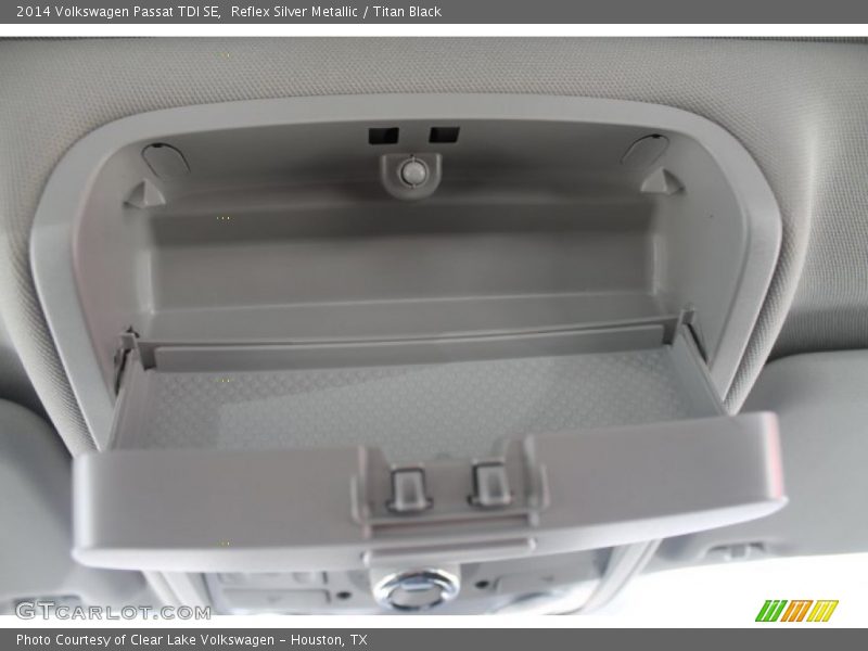 Reflex Silver Metallic / Titan Black 2014 Volkswagen Passat TDI SE