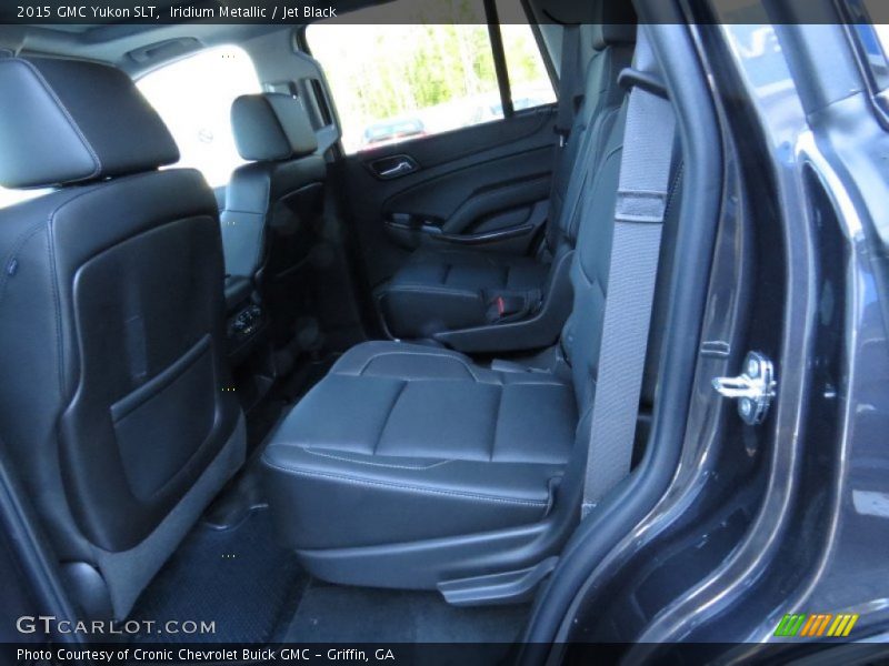 Iridium Metallic / Jet Black 2015 GMC Yukon SLT