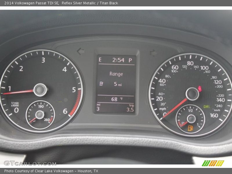 Reflex Silver Metallic / Titan Black 2014 Volkswagen Passat TDI SE