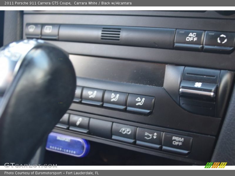 Carrara White / Black w/Alcantara 2011 Porsche 911 Carrera GTS Coupe
