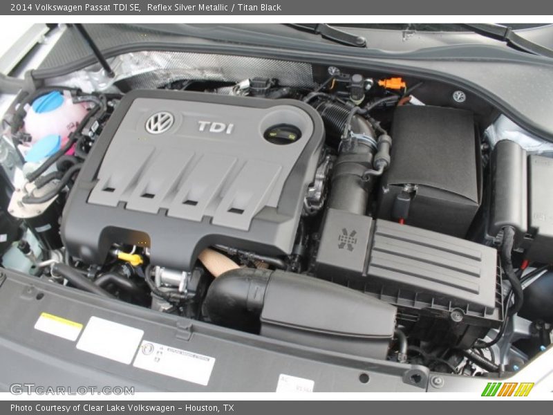 Reflex Silver Metallic / Titan Black 2014 Volkswagen Passat TDI SE