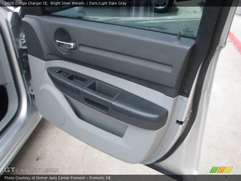 Bright Silver Metallic / Dark/Light Slate Gray 2008 Dodge Charger SE