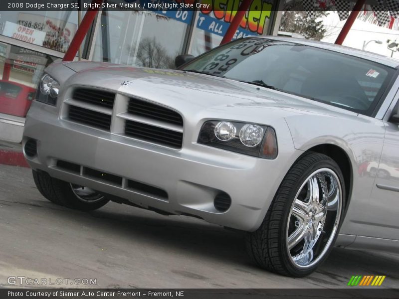 Bright Silver Metallic / Dark/Light Slate Gray 2008 Dodge Charger SE