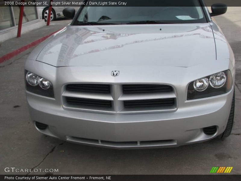 Bright Silver Metallic / Dark/Light Slate Gray 2008 Dodge Charger SE