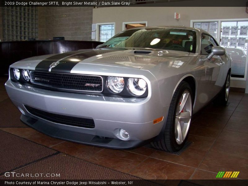 Bright Silver Metallic / Dark Slate Gray 2009 Dodge Challenger SRT8