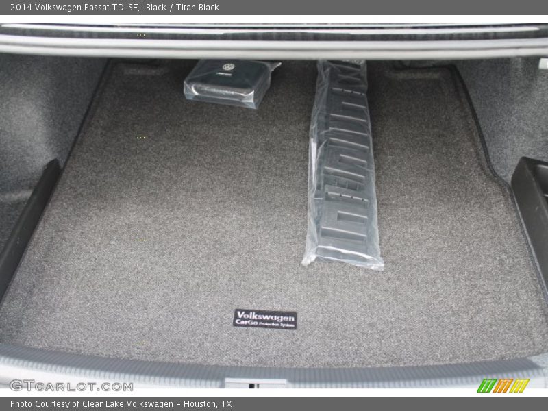 Black / Titan Black 2014 Volkswagen Passat TDI SE