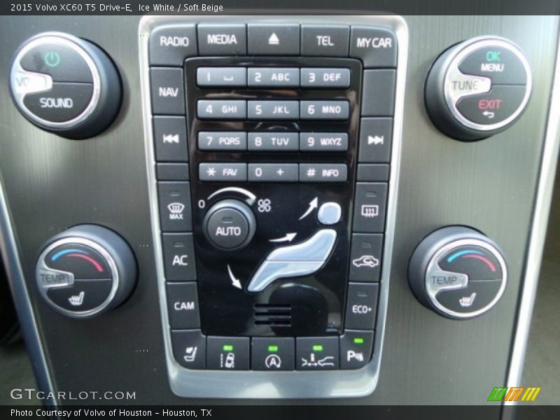 Ice White / Soft Beige 2015 Volvo XC60 T5 Drive-E