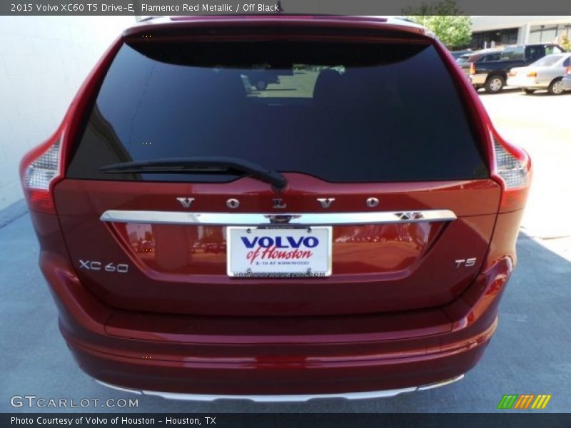 Flamenco Red Metallic / Off Black 2015 Volvo XC60 T5 Drive-E