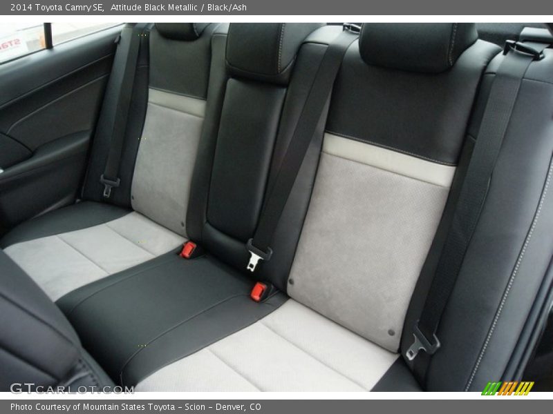 Attitude Black Metallic / Black/Ash 2014 Toyota Camry SE