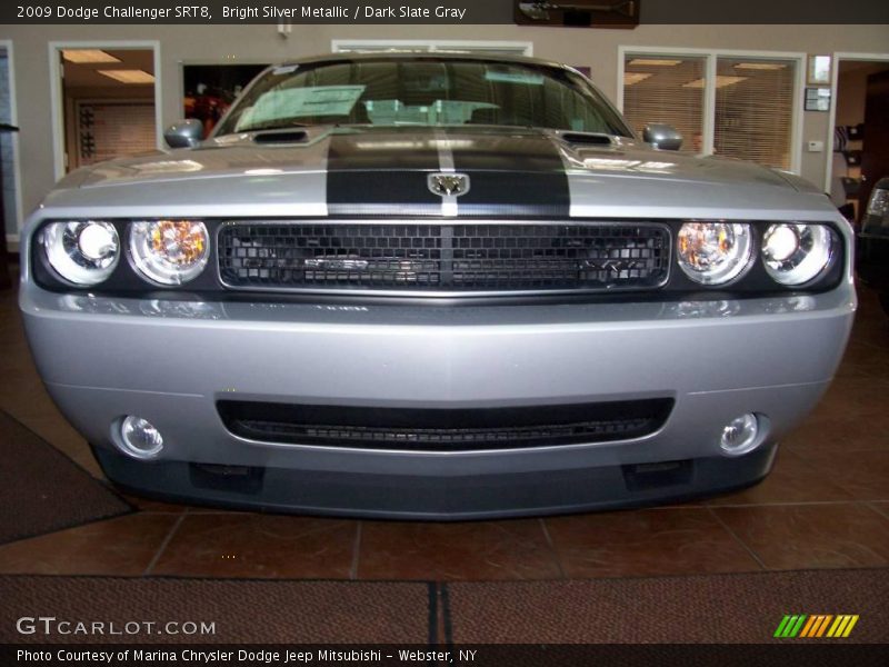 Bright Silver Metallic / Dark Slate Gray 2009 Dodge Challenger SRT8