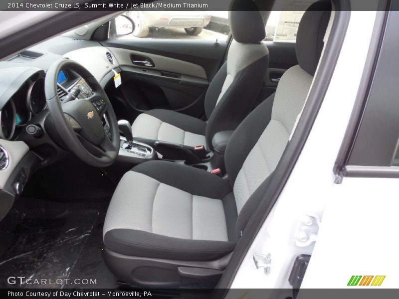 Summit White / Jet Black/Medium Titanium 2014 Chevrolet Cruze LS