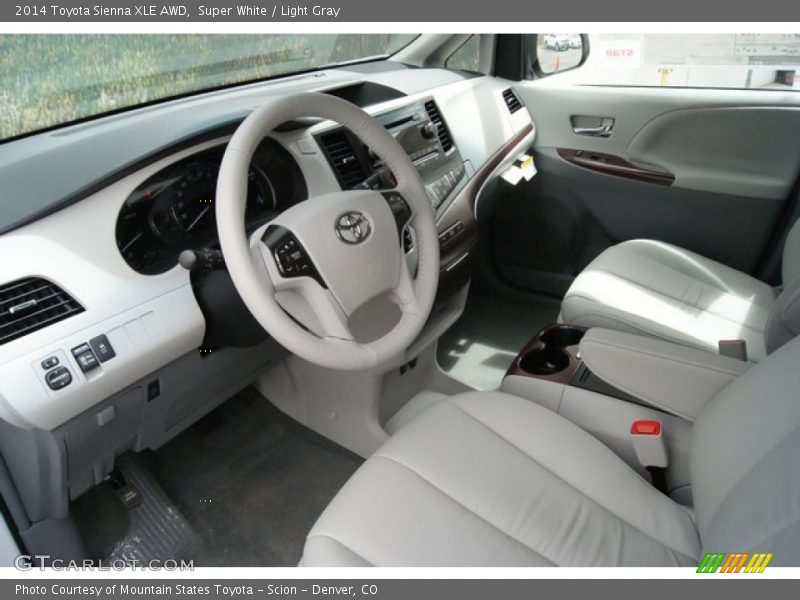 Super White / Light Gray 2014 Toyota Sienna XLE AWD
