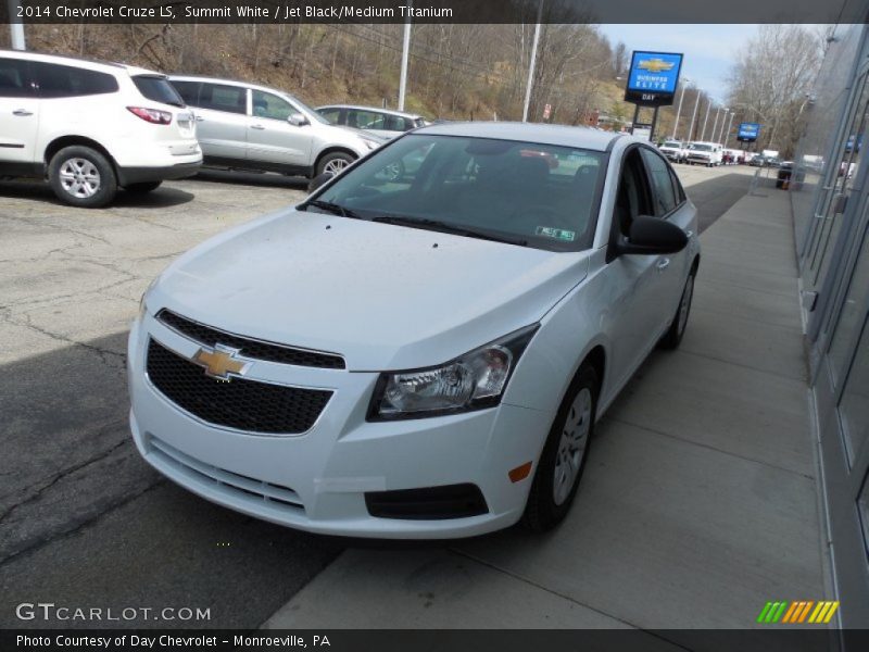 Summit White / Jet Black/Medium Titanium 2014 Chevrolet Cruze LS