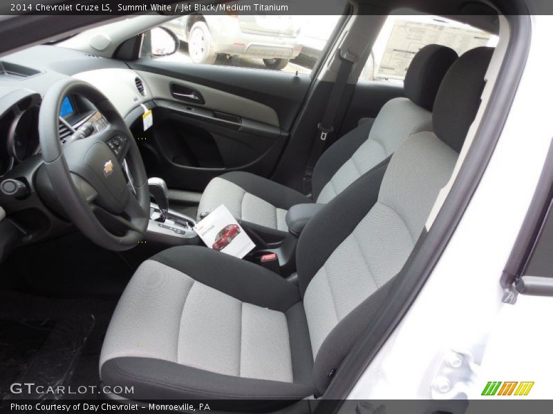 Summit White / Jet Black/Medium Titanium 2014 Chevrolet Cruze LS