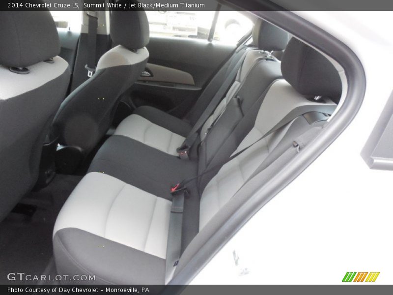 Summit White / Jet Black/Medium Titanium 2014 Chevrolet Cruze LS