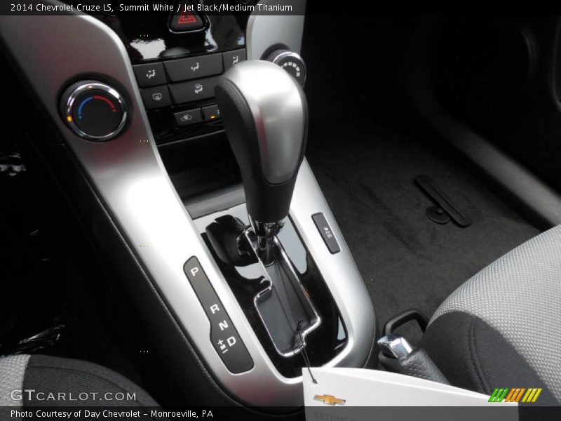Summit White / Jet Black/Medium Titanium 2014 Chevrolet Cruze LS