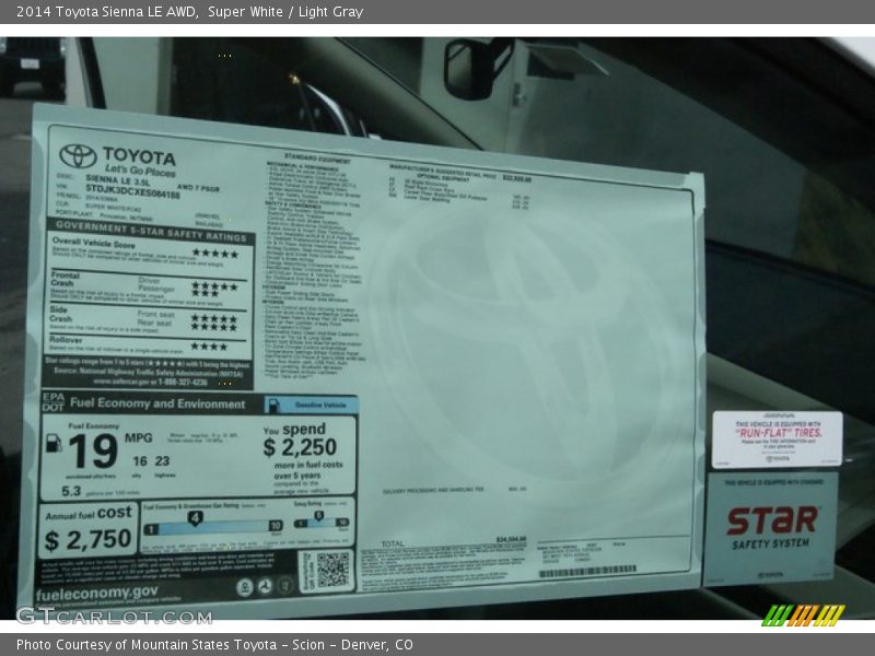 Super White / Light Gray 2014 Toyota Sienna LE AWD
