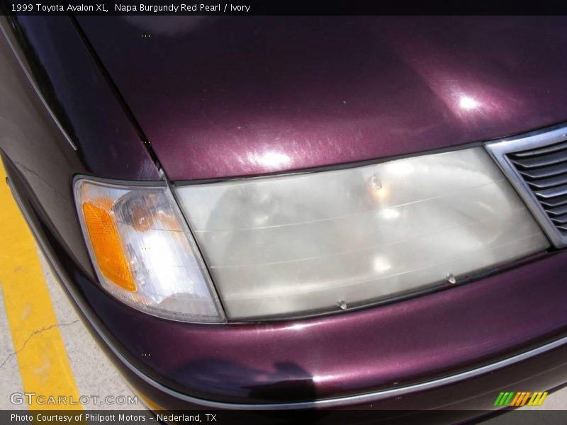 Napa Burgundy Red Pearl / Ivory 1999 Toyota Avalon XL