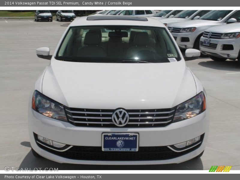 Candy White / Cornsilk Beige 2014 Volkswagen Passat TDI SEL Premium