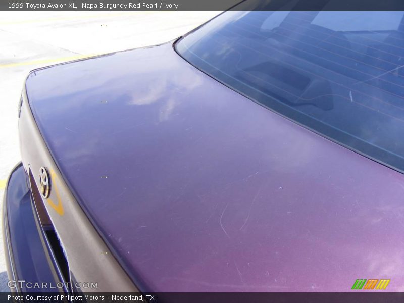 Napa Burgundy Red Pearl / Ivory 1999 Toyota Avalon XL