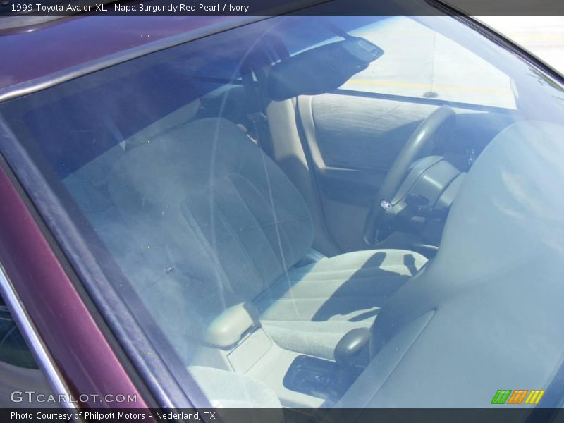 Napa Burgundy Red Pearl / Ivory 1999 Toyota Avalon XL