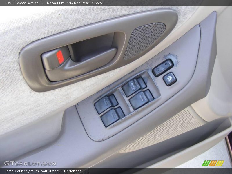 Napa Burgundy Red Pearl / Ivory 1999 Toyota Avalon XL