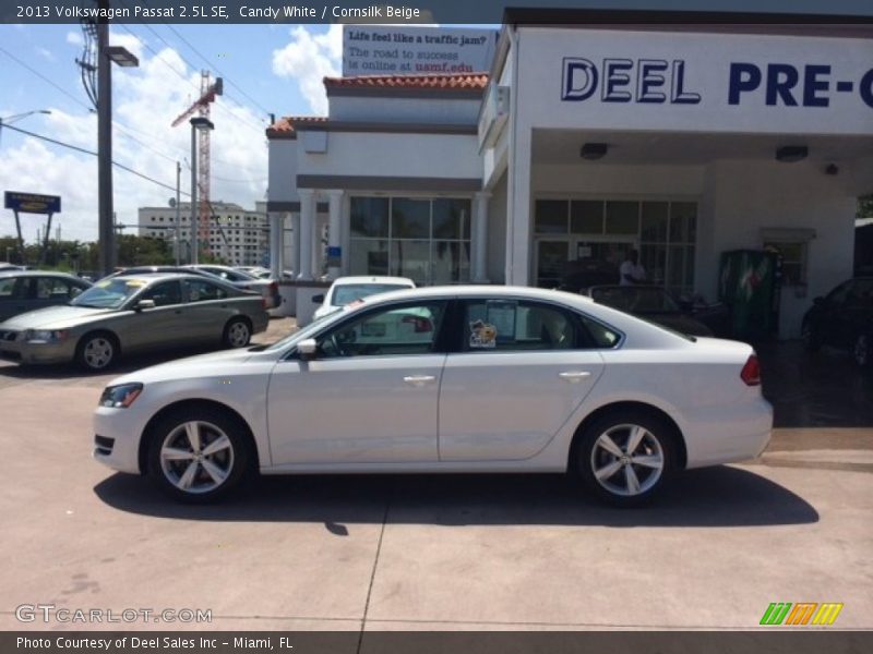 Candy White / Cornsilk Beige 2013 Volkswagen Passat 2.5L SE