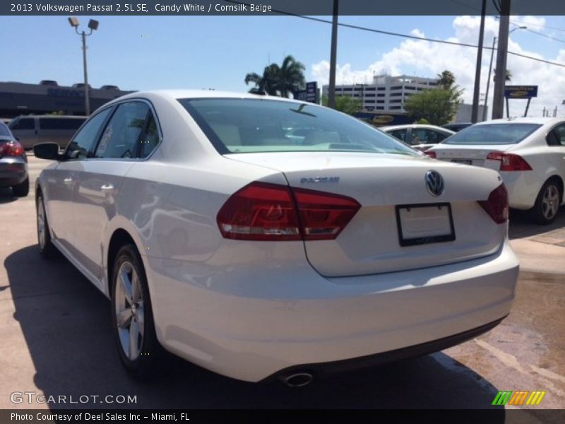 Candy White / Cornsilk Beige 2013 Volkswagen Passat 2.5L SE