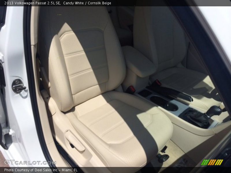 Candy White / Cornsilk Beige 2013 Volkswagen Passat 2.5L SE