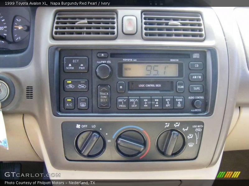 Napa Burgundy Red Pearl / Ivory 1999 Toyota Avalon XL