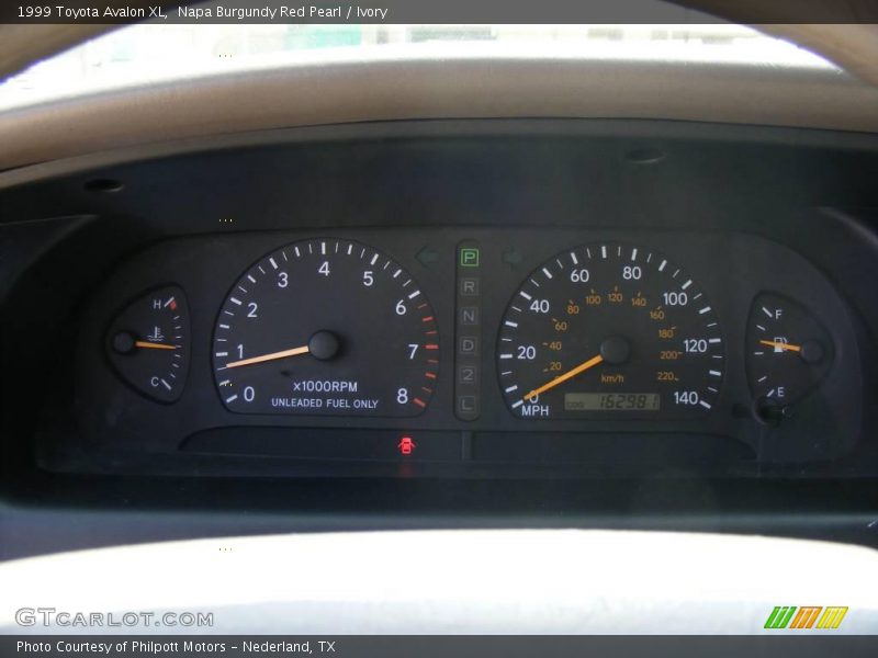 Napa Burgundy Red Pearl / Ivory 1999 Toyota Avalon XL