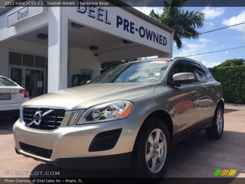 Seashell Metallic / Sandstone Beige 2011 Volvo XC60 3.2