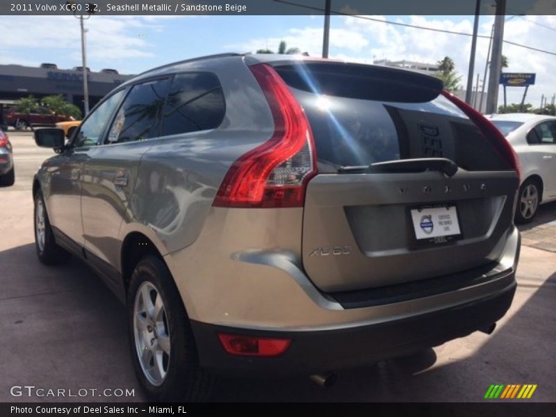 Seashell Metallic / Sandstone Beige 2011 Volvo XC60 3.2