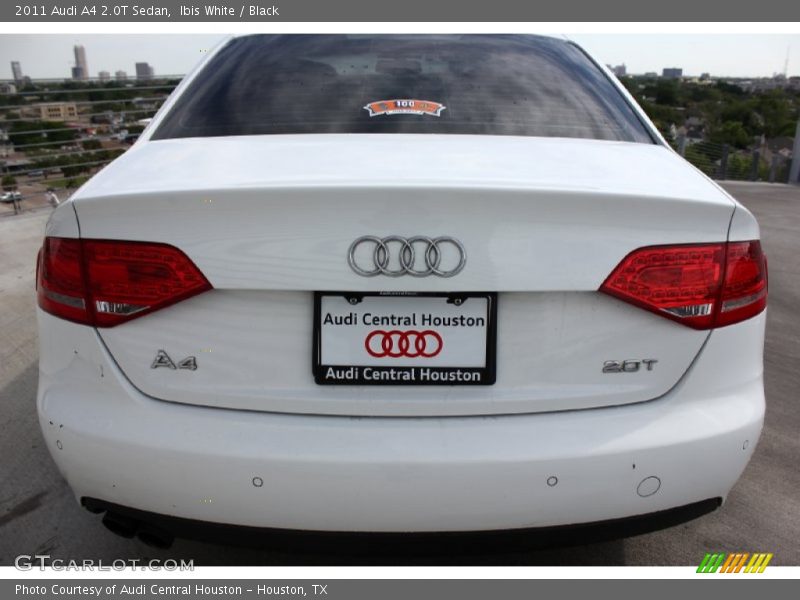 Ibis White / Black 2011 Audi A4 2.0T Sedan