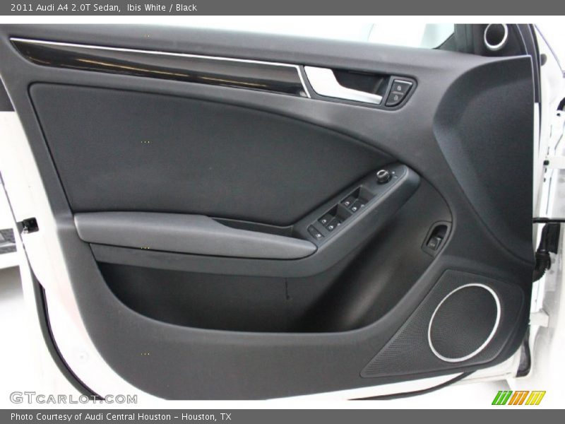 Ibis White / Black 2011 Audi A4 2.0T Sedan