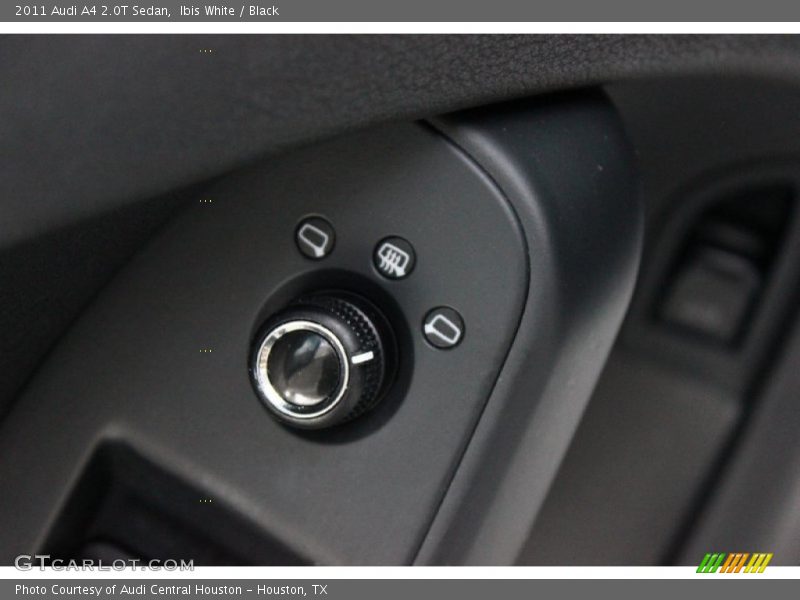Ibis White / Black 2011 Audi A4 2.0T Sedan