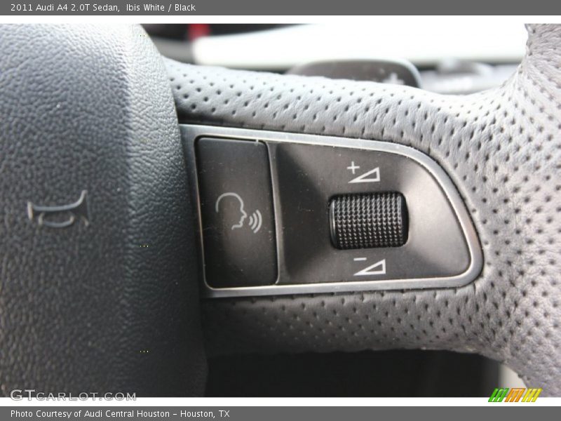 Controls of 2011 A4 2.0T Sedan