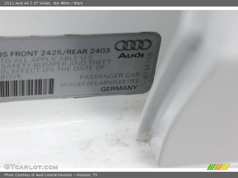 Ibis White / Black 2011 Audi A4 2.0T Sedan