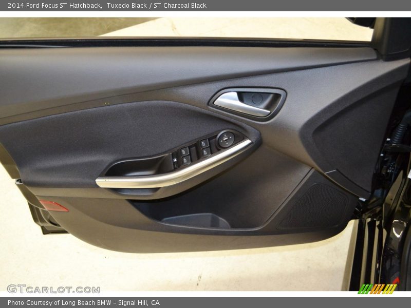 Tuxedo Black / ST Charcoal Black 2014 Ford Focus ST Hatchback