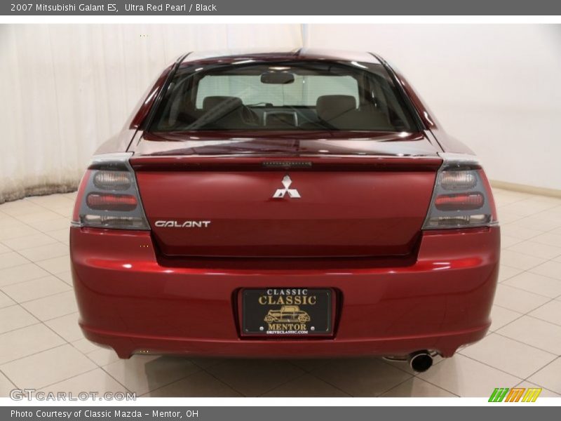 Ultra Red Pearl / Black 2007 Mitsubishi Galant ES