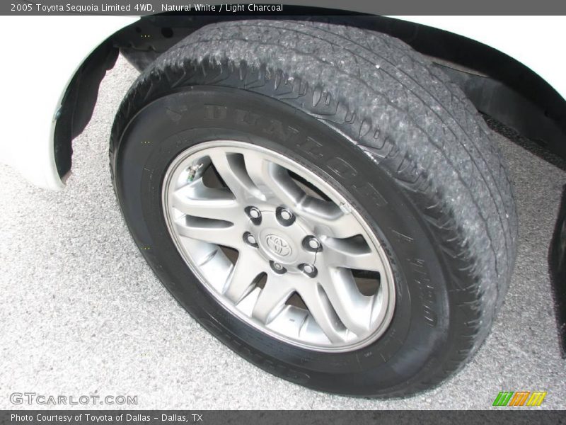 Natural White / Light Charcoal 2005 Toyota Sequoia Limited 4WD